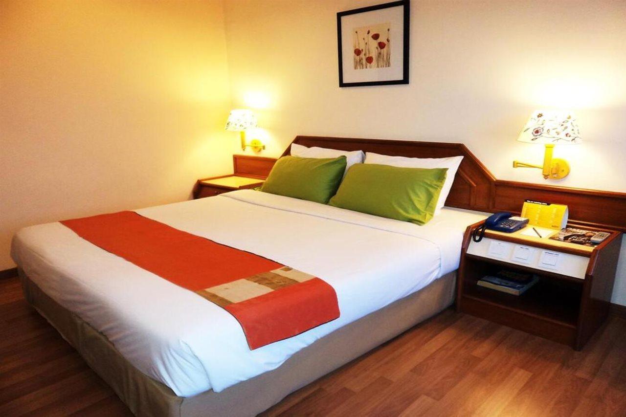 The Emperor Hotel Melaka Zewnętrze zdjęcie