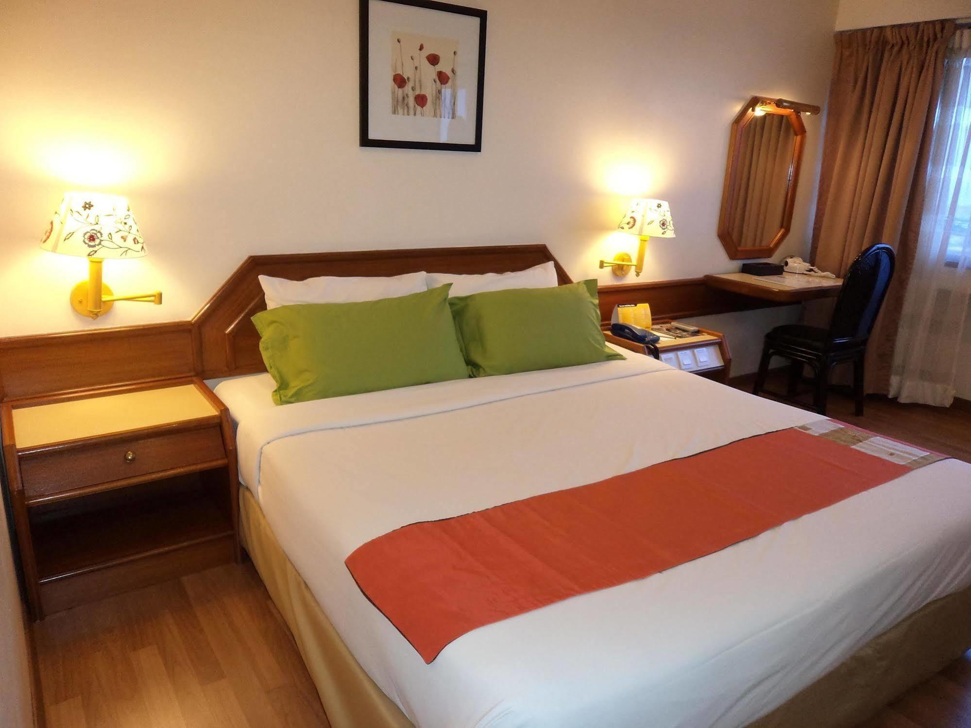 The Emperor Hotel Melaka Zewnętrze zdjęcie