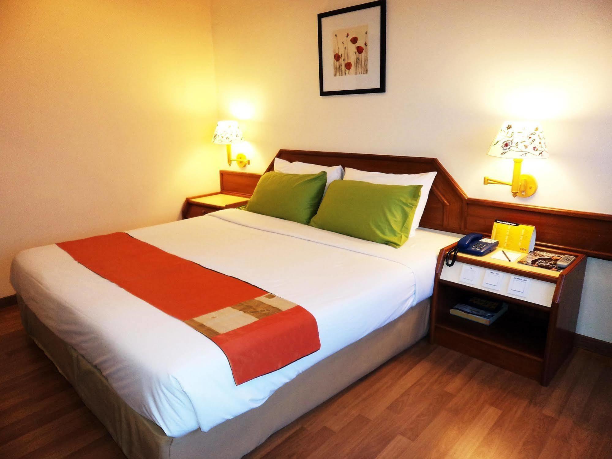 The Emperor Hotel Melaka Zewnętrze zdjęcie
