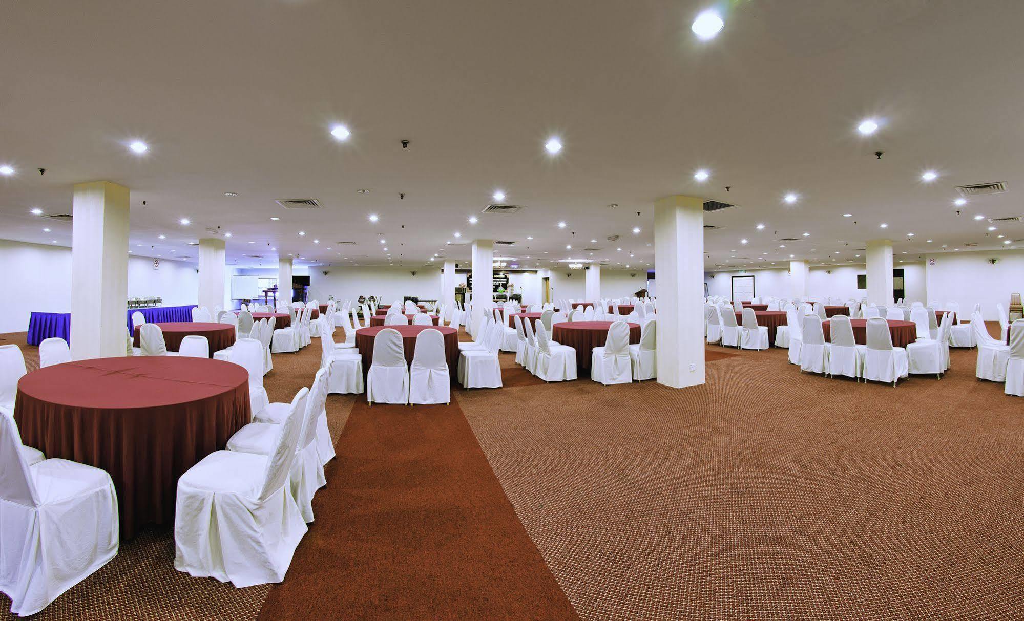 The Emperor Hotel Melaka Zewnętrze zdjęcie